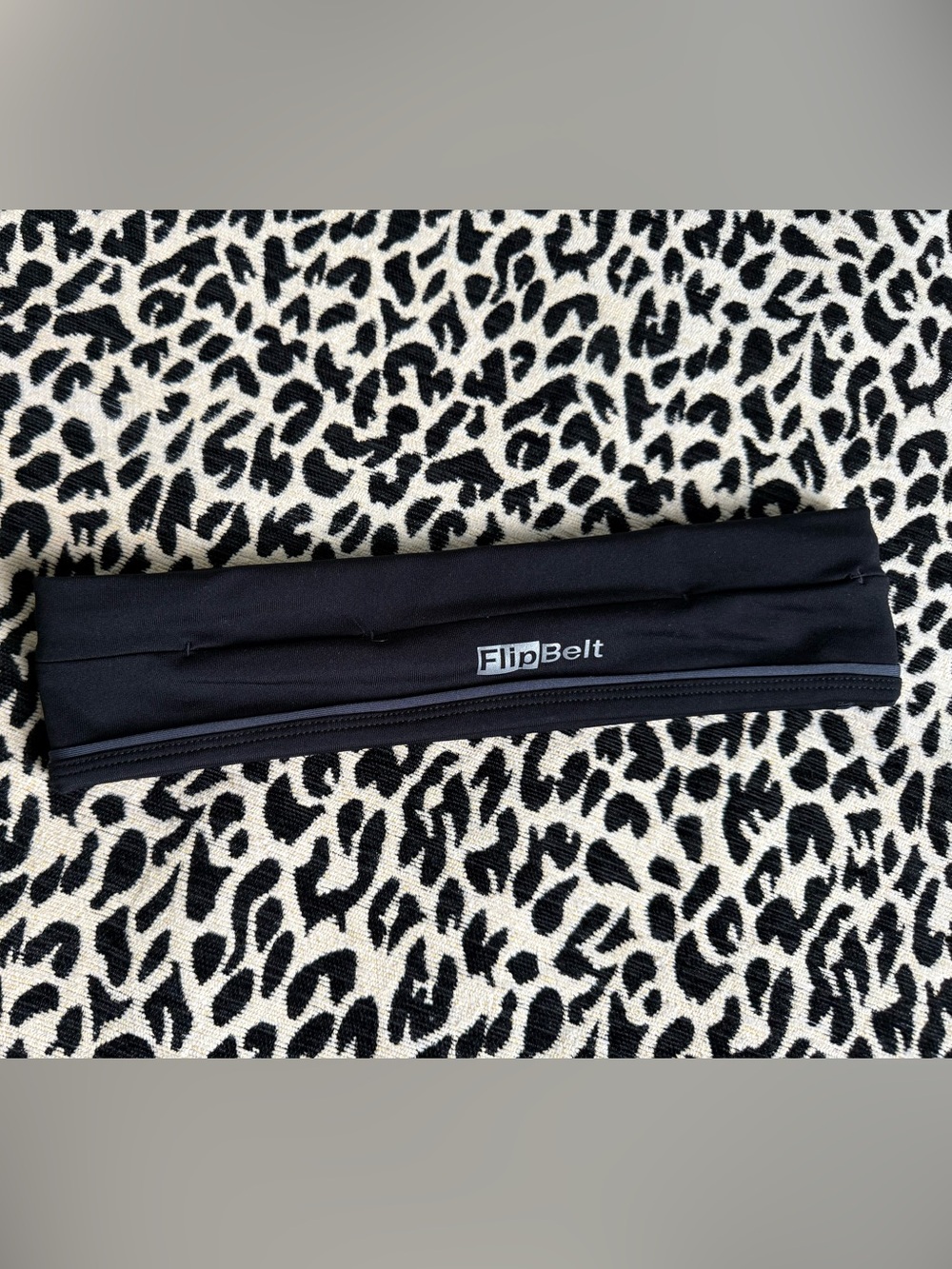 FlipBelt Black Running Belt size S